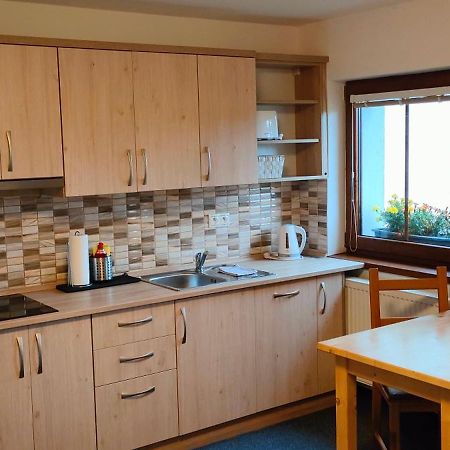 Apartmany Na Namesti Boží Dar Eksteriør billede