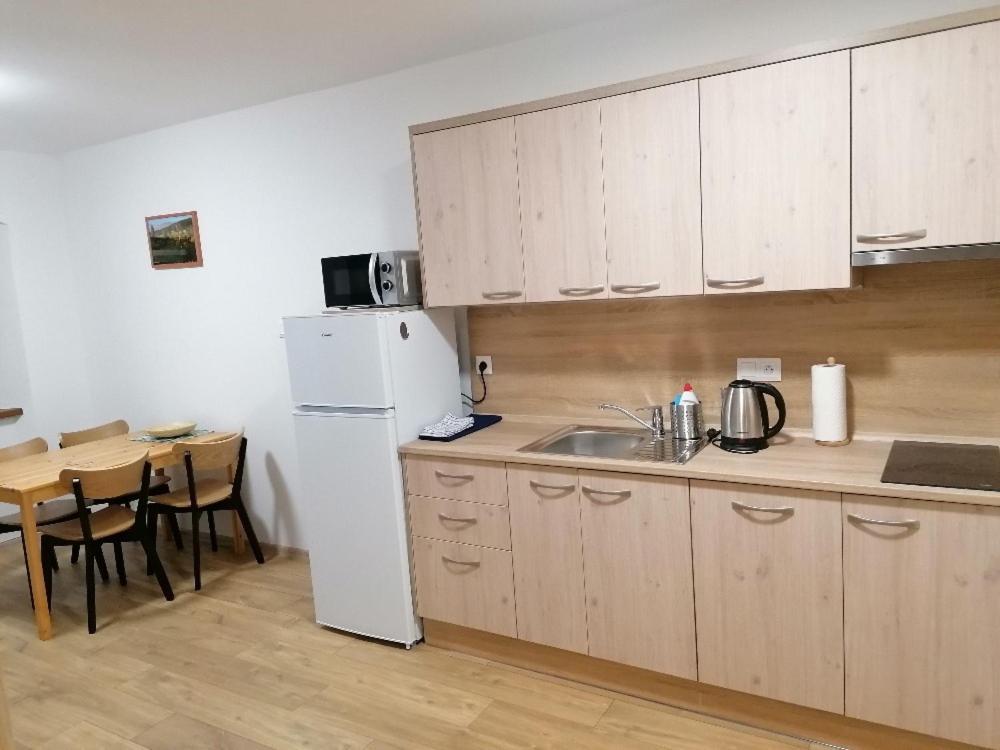 Apartmany Na Namesti Boží Dar Eksteriør billede