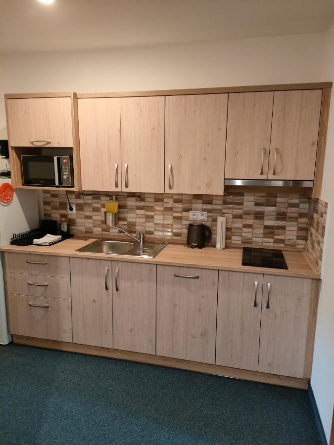 Apartmany Na Namesti Boží Dar Eksteriør billede