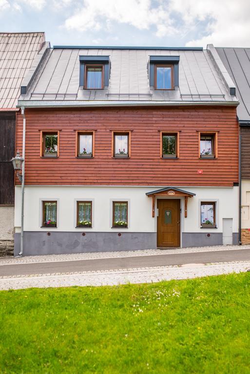 Apartmany Na Namesti Boží Dar Eksteriør billede