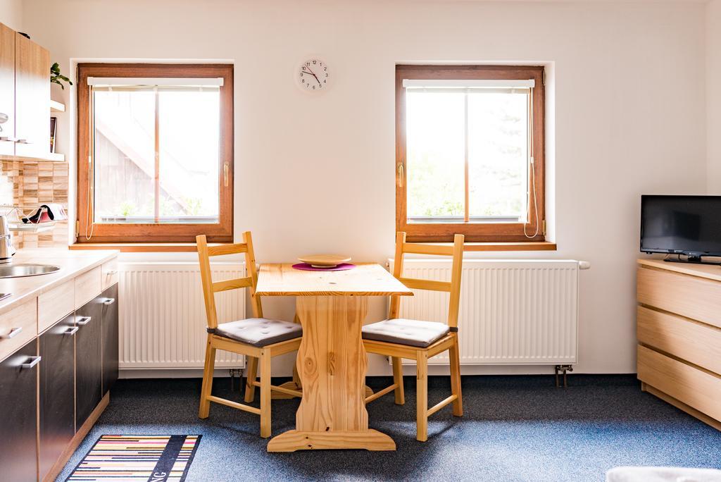 Apartmany Na Namesti Boží Dar Eksteriør billede