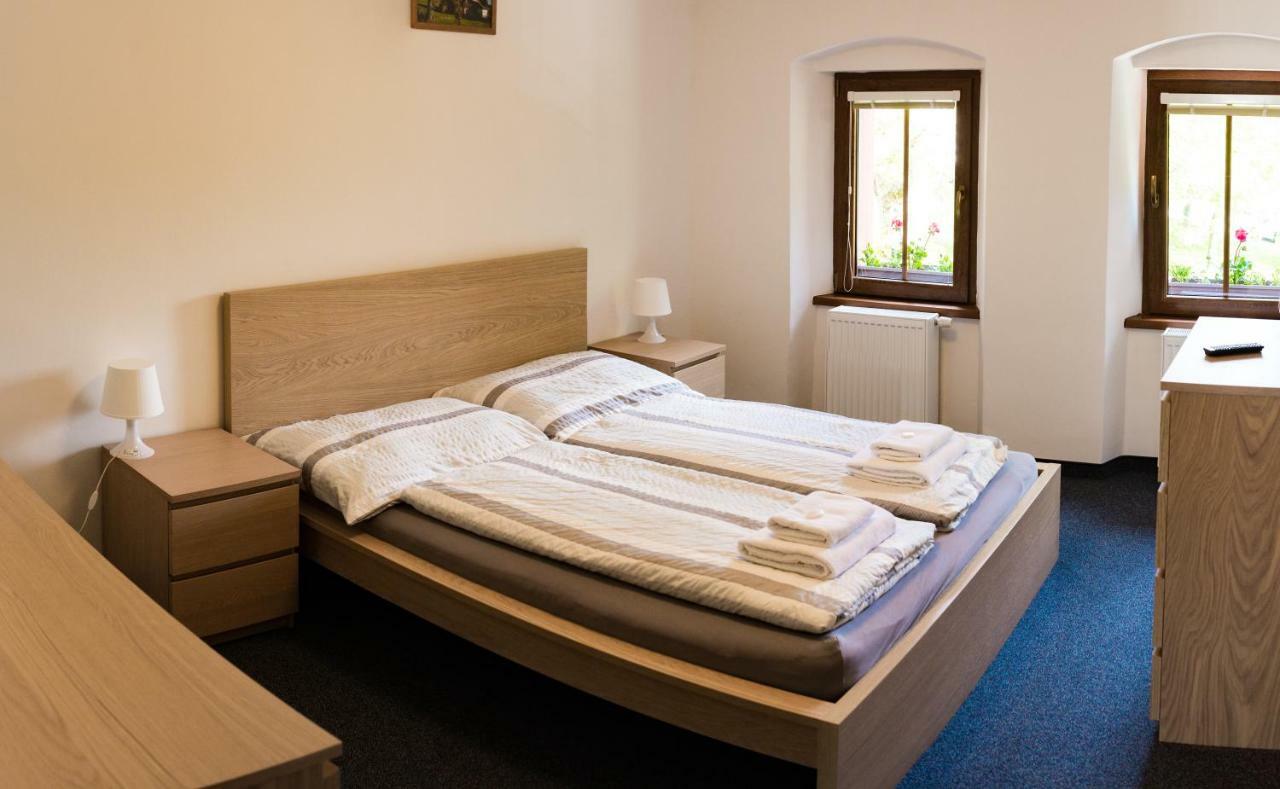 Apartmany Na Namesti Boží Dar Eksteriør billede